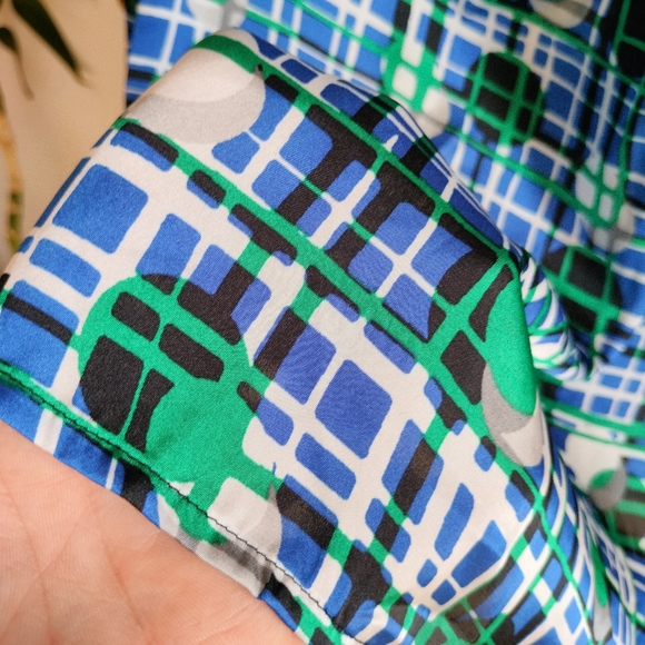 Nine West Geometric Pattern Top - Picture 13 of 15